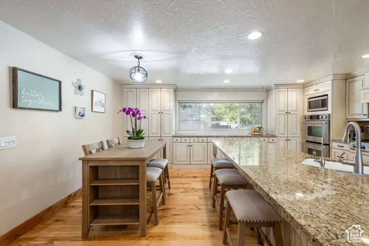 3711 S Le Corbusier Cir, Millcreek, Utah 84106