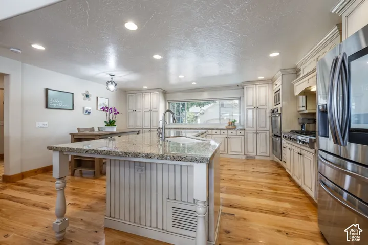 3711 S Le Corbusier Cir, Millcreek, Utah 84106
