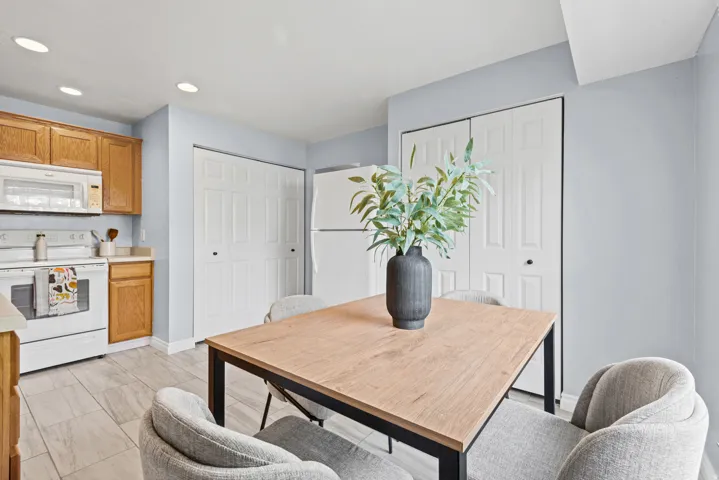 668 E Williamsburg Cir, Sandy, Utah 84070