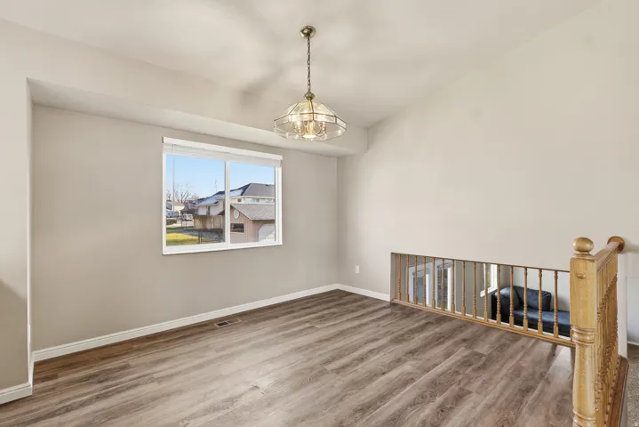 1932 N 810 W, Clinton, Utah 84015