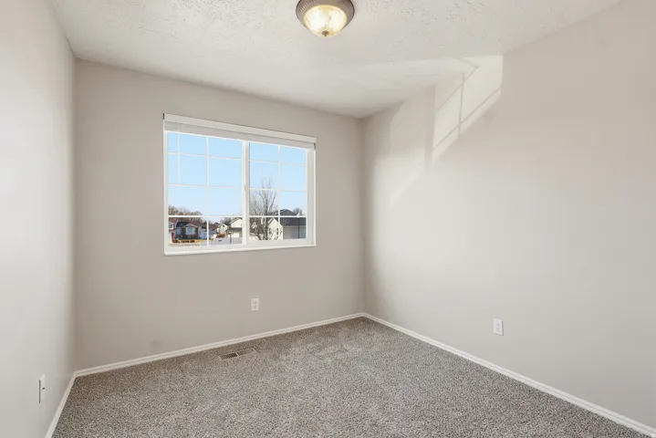 1932 N 810 W, Clinton, Utah 84015