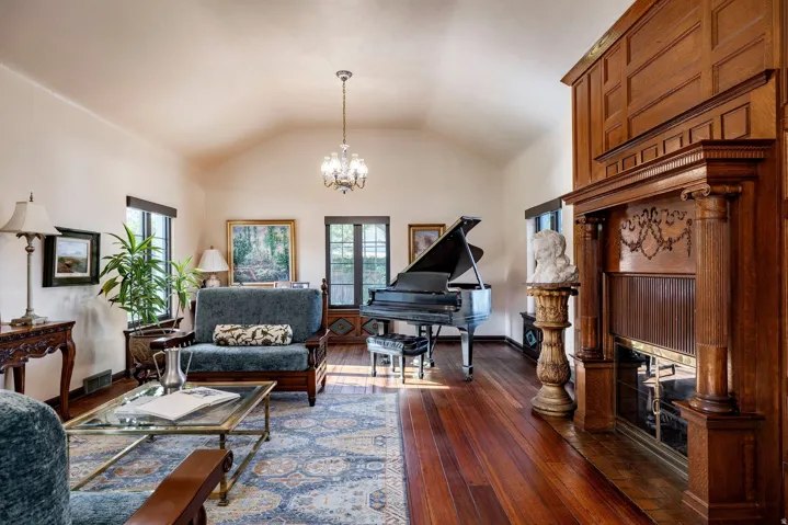 1100 S 1500 E, Salt Lake City, Utah 84105