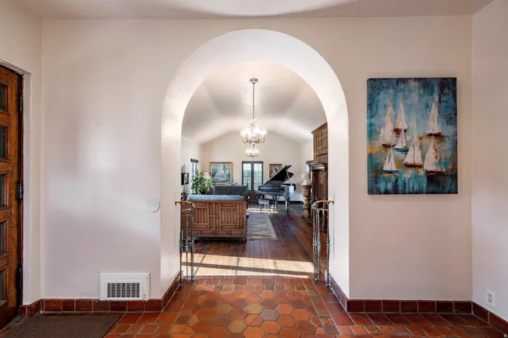 1100 S 1500 E, Salt Lake City, Utah 84105