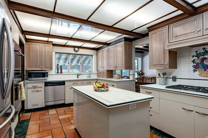 1100 S 1500 E, Salt Lake City, Utah 84105
