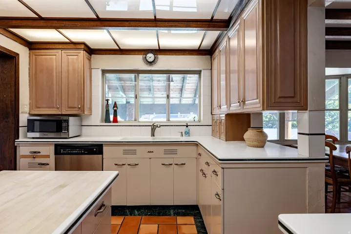 1100 S 1500 E, Salt Lake City, Utah 84105