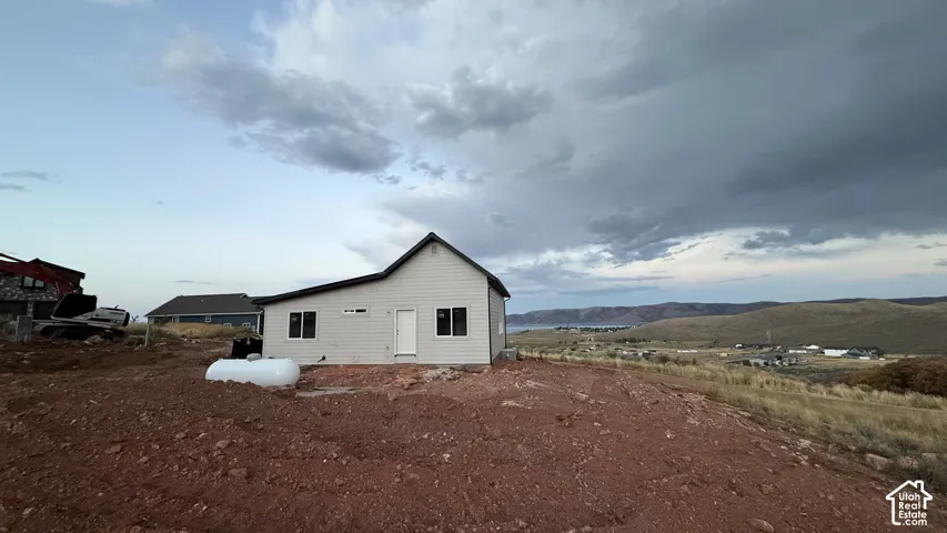 356 W Hawk Cir, Garden City, Utah 84028