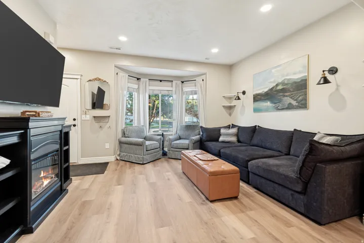1201 W Glencoe Dr, Murray, Utah 84123