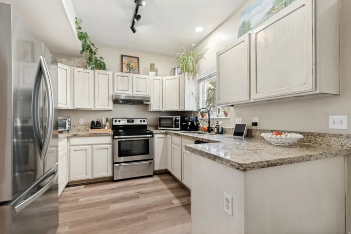 1201 W Glencoe Dr, Murray, Utah 84123