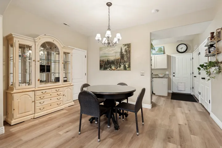 1201 W Glencoe Dr, Murray, Utah 84123