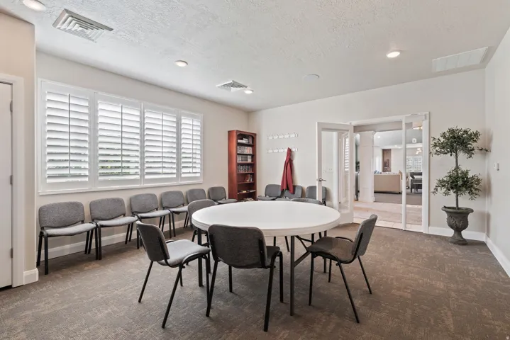 Community Clubhouse meeting room.