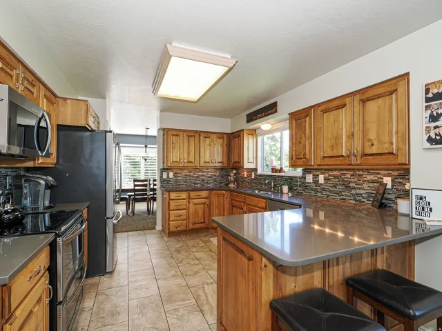10146 S 2415 E, Sandy, Utah 84092