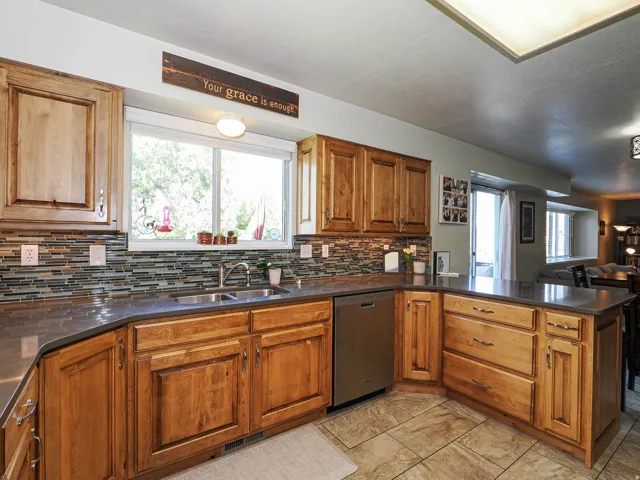 10146 S 2415 E, Sandy, Utah 84092