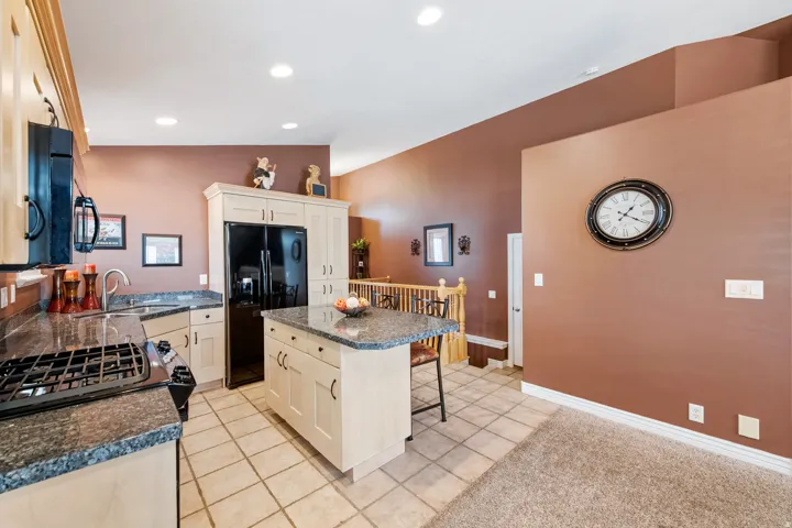 446 E Green Haven Dr, Midvale, Utah 84047