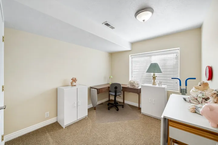 Bed 3, craft room or office.