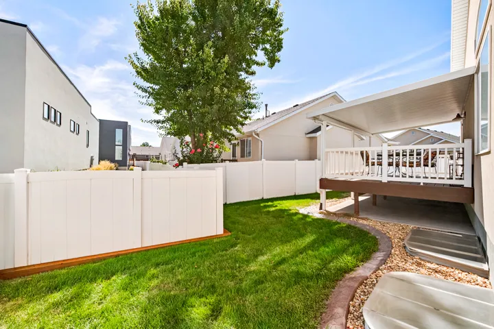 446 E Green Haven Dr, Midvale, Utah 84047