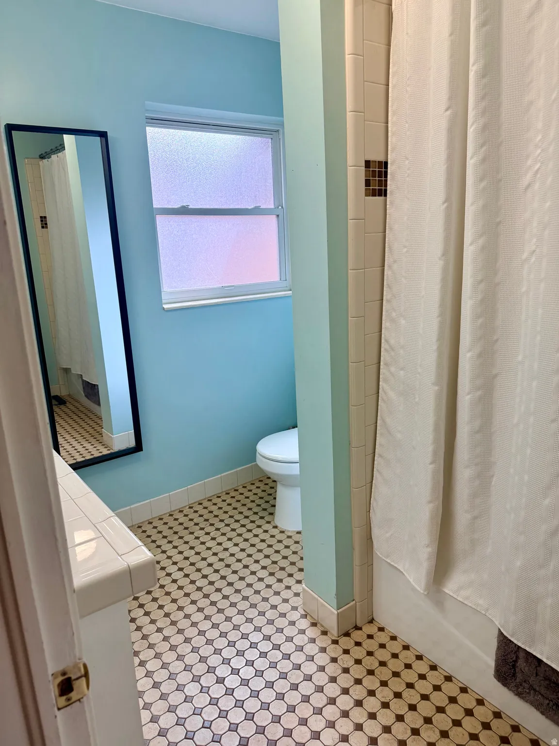 681 Bathroom