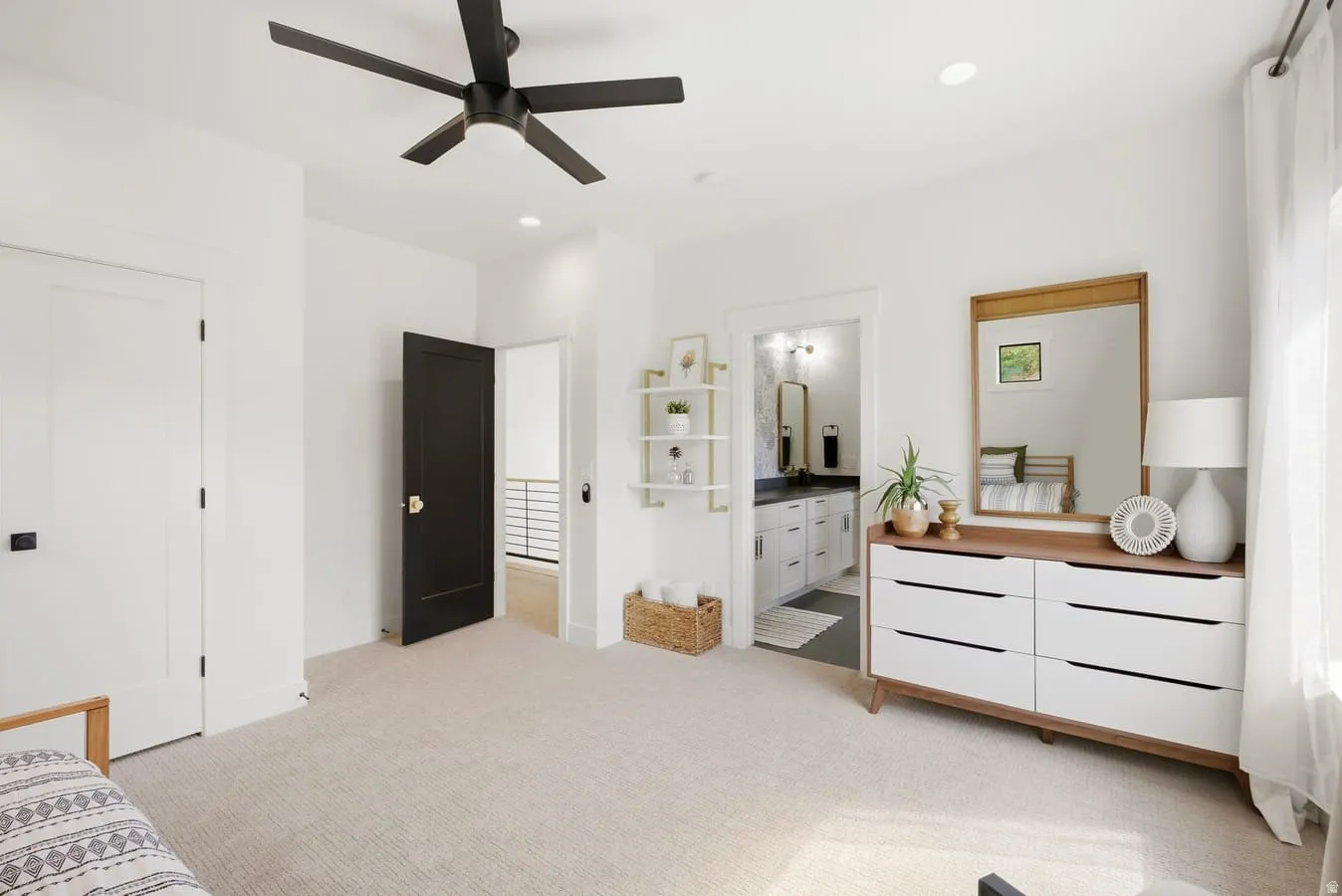 Bedroom 5 with Jack & Jill Bathroom