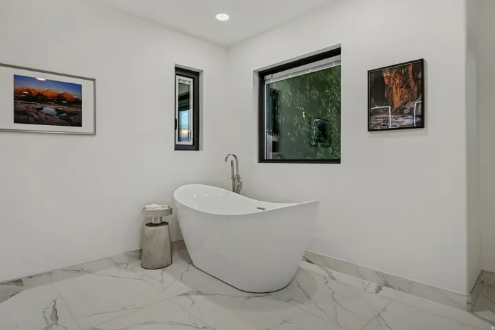 3860 S Highland Ct, Bountiful, Utah 84010