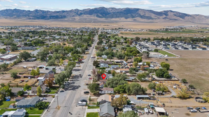 Mountain backdrop with extensive residential development