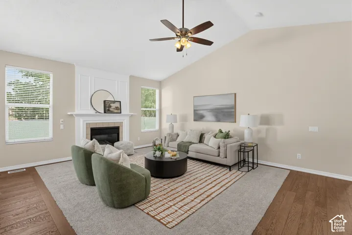 Vaulted ceilings! Fireplace!