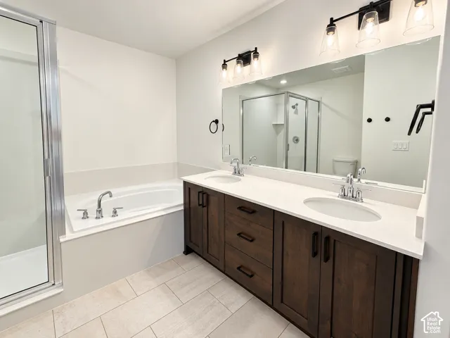 6381 S Larry Way #136, South Weber, Utah 84405