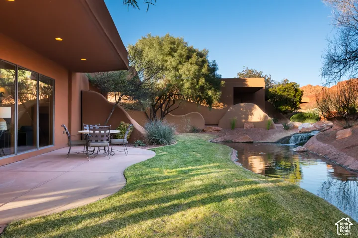 1-bedroom side of home (patio)