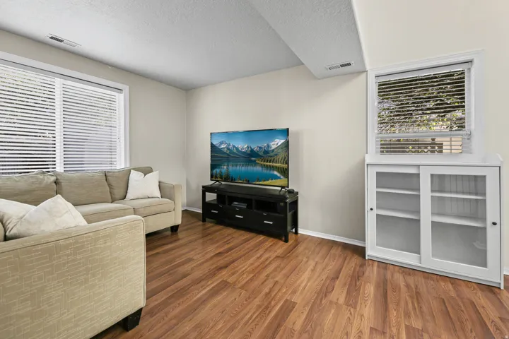 5482 Scarsborough Way, Stansbury Park, Utah 84074