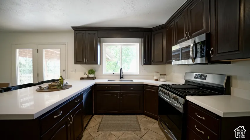 195 S Oak Dr, Woodland Hills, Utah 84653