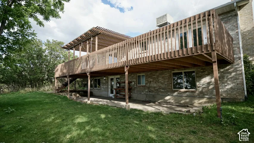 195 S Oak Dr, Woodland Hills, Utah 84653