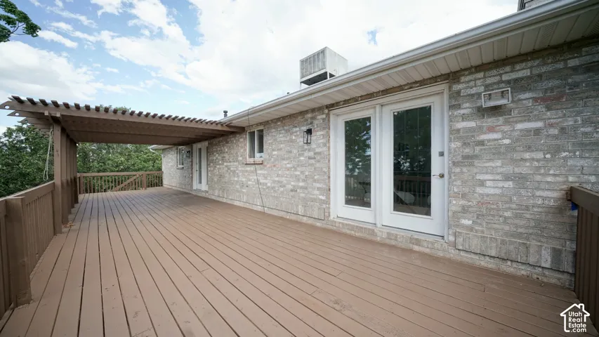 195 S Oak Dr, Woodland Hills, Utah 84653