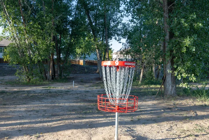 Home backs beautiful open/ green space with walking path & Urban Forrest Disc Golf Course