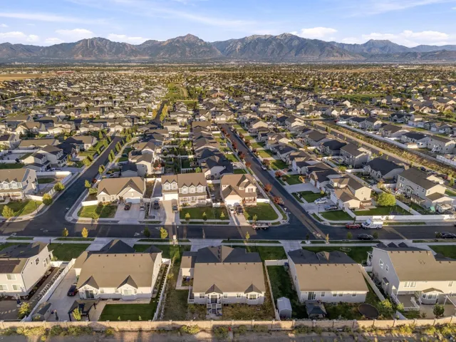 Expansive residential development with mountain scenery