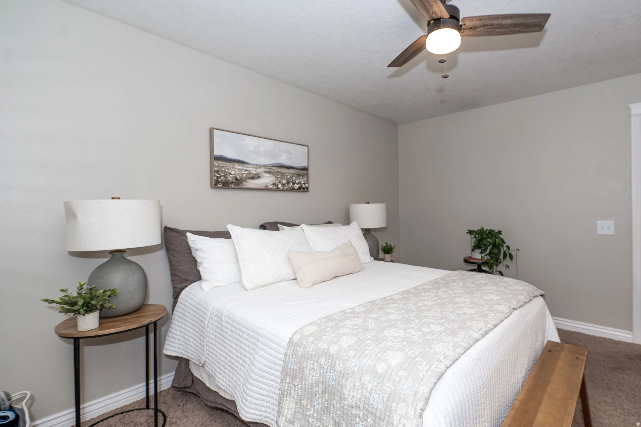 Recessed lighting and ceiling fan with integrated light fixture