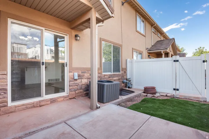 1000 E Bluff View Dr #61, Washington, Utah 84780