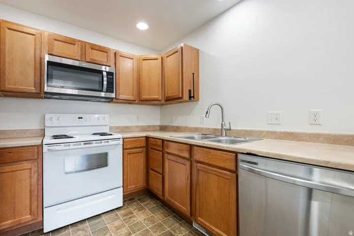 1000 E Bluff View Dr #61, Washington, Utah 84780