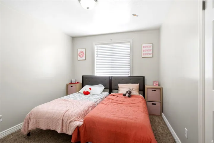 1562 N 2030 W, Clinton, Utah 84015