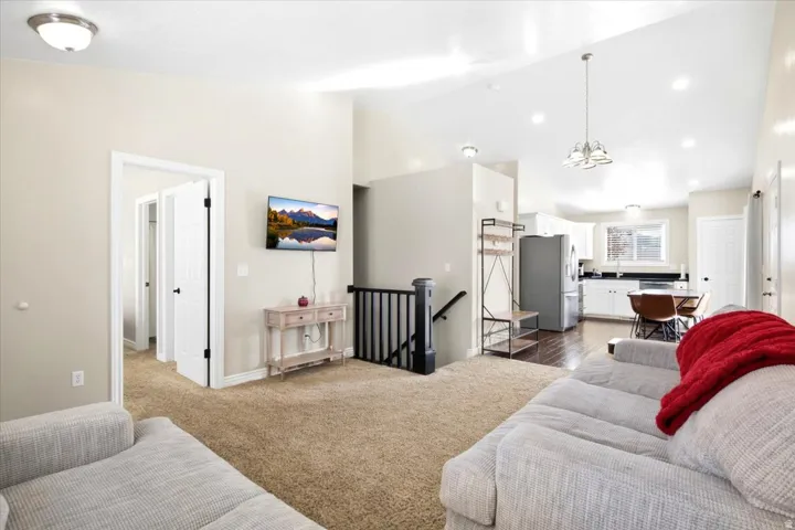 1562 N 2030 W, Clinton, Utah 84015