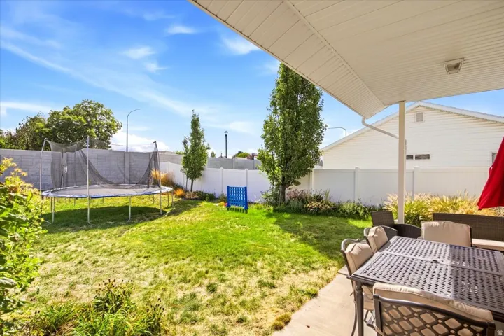 1562 N 2030 W, Clinton, Utah 84015