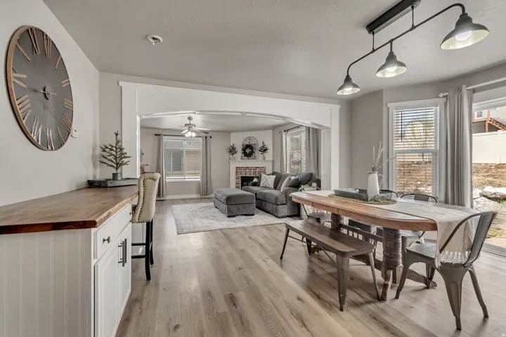 338 W Rye Dr, Saratoga Springs, Utah 84045