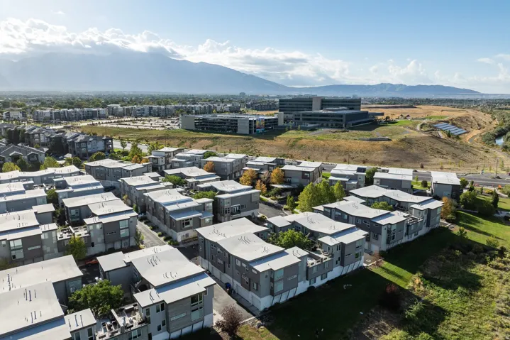 7748 S Rooftop Dr, Midvale, Utah 84047