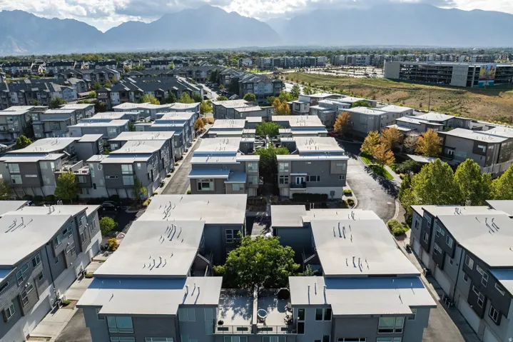 7748 S Rooftop Dr, Midvale, Utah 84047