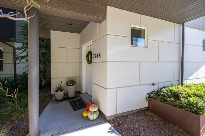 7748 S Rooftop Dr, Midvale, Utah 84047
