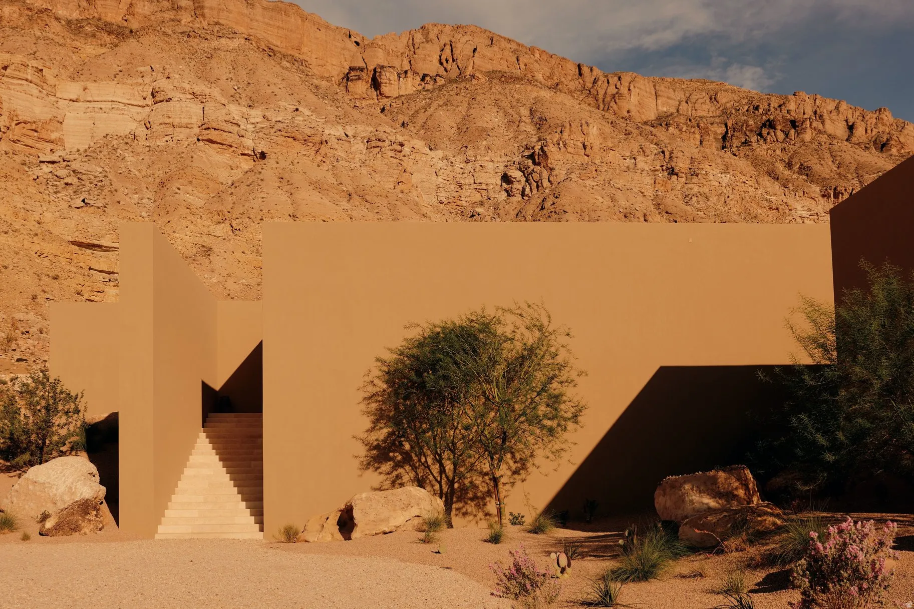 Desert-inspired architecture with a minimalist facade