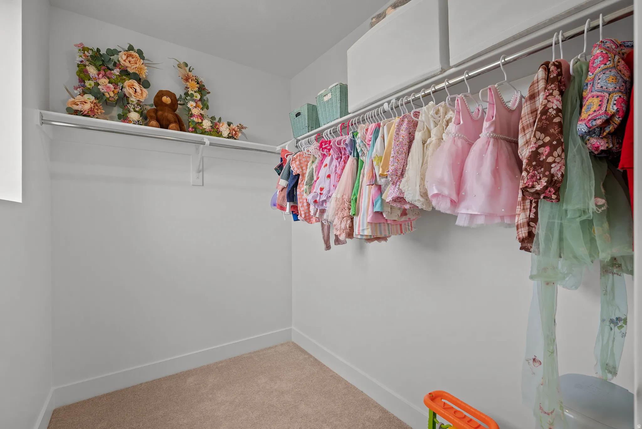 Built-in shelving with hanging rods