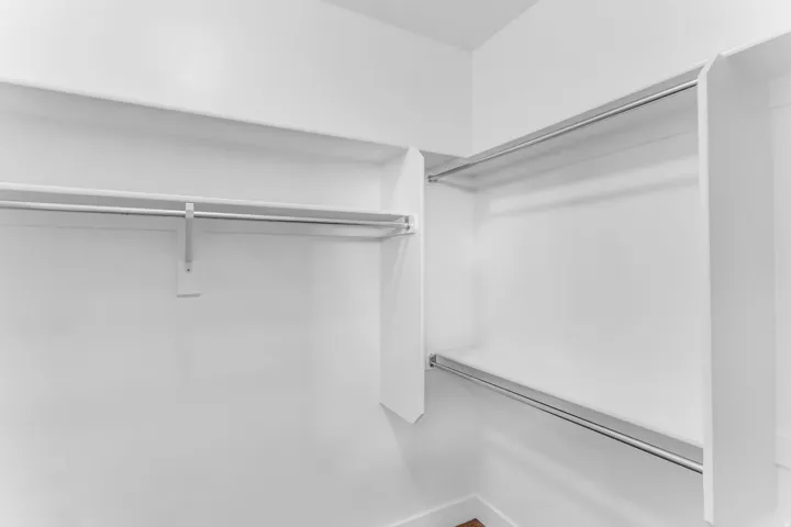 WalkIn Closet