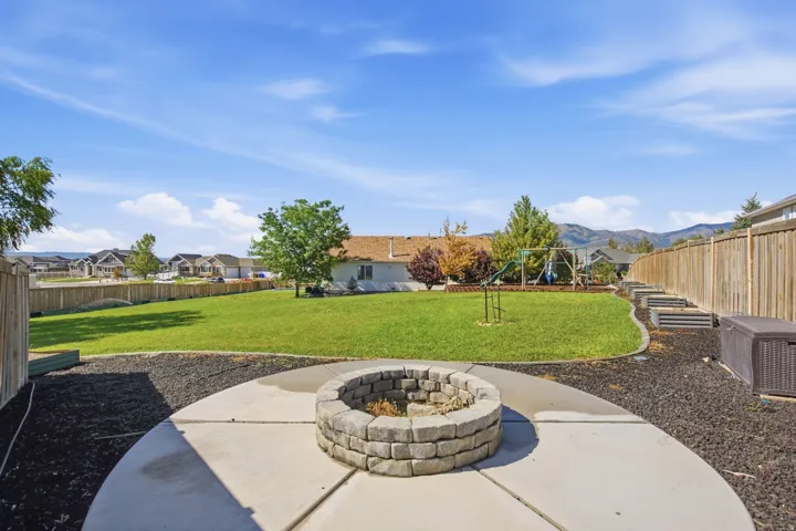 9290 N Horizon Dr, Eagle Mountain, Utah 84005