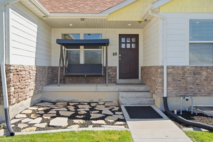 9290 N Horizon Dr, Eagle Mountain, Utah 84005