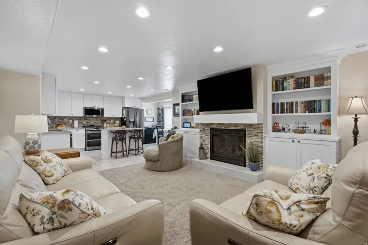 9290 N Horizon Dr, Eagle Mountain, Utah 84005