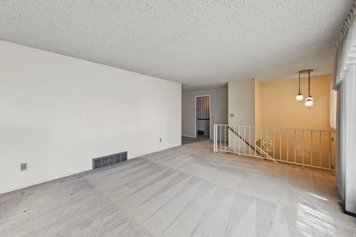 1390 W Marinwood Ave, Taylorsville, Utah 84123