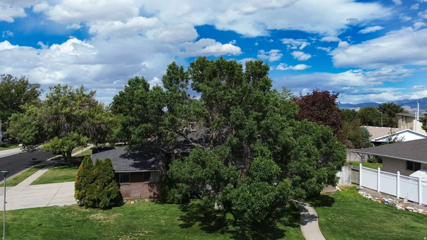 1390 W Marinwood Ave, Taylorsville, Utah 84123
